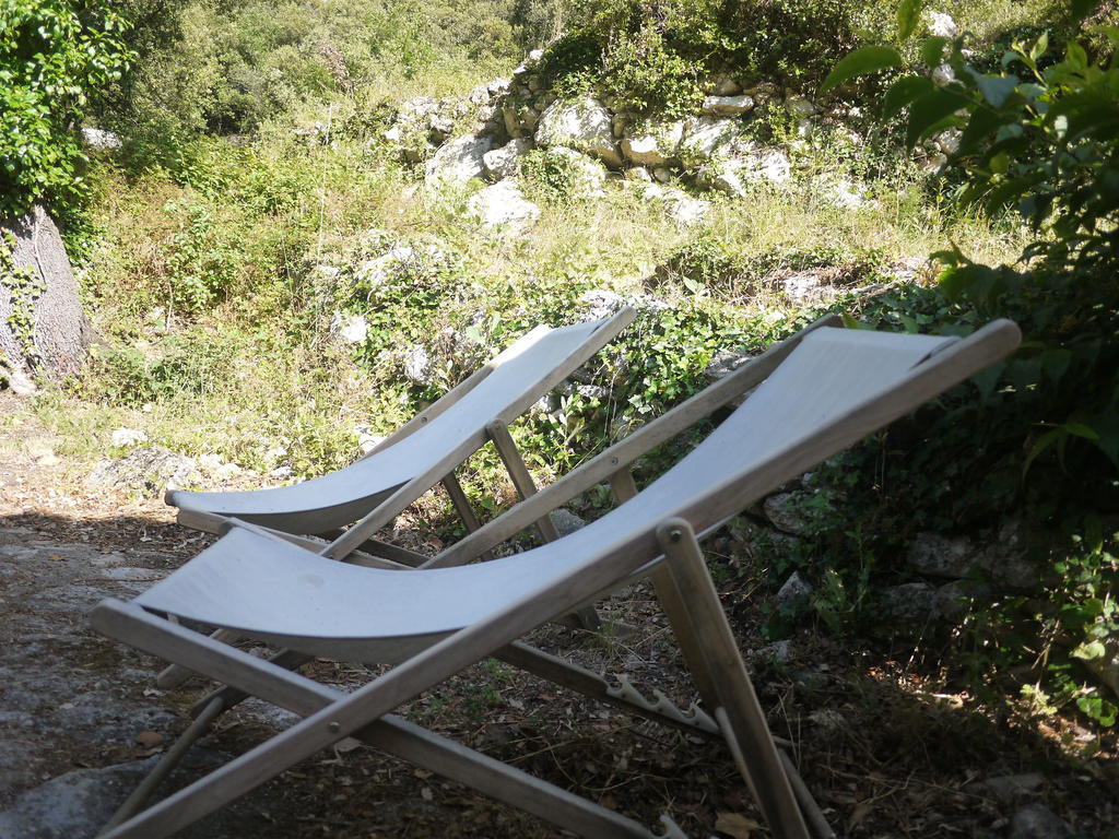 Auberge Des Seguins Buoux 객실 사진