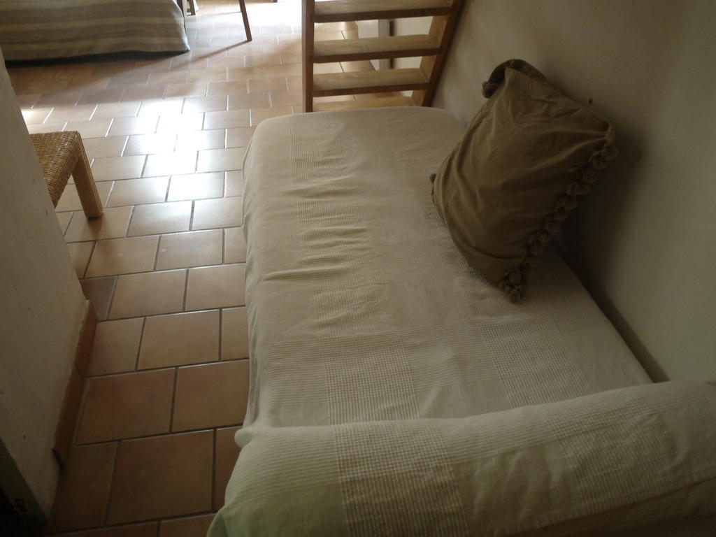Auberge Des Seguins Buoux 객실 사진