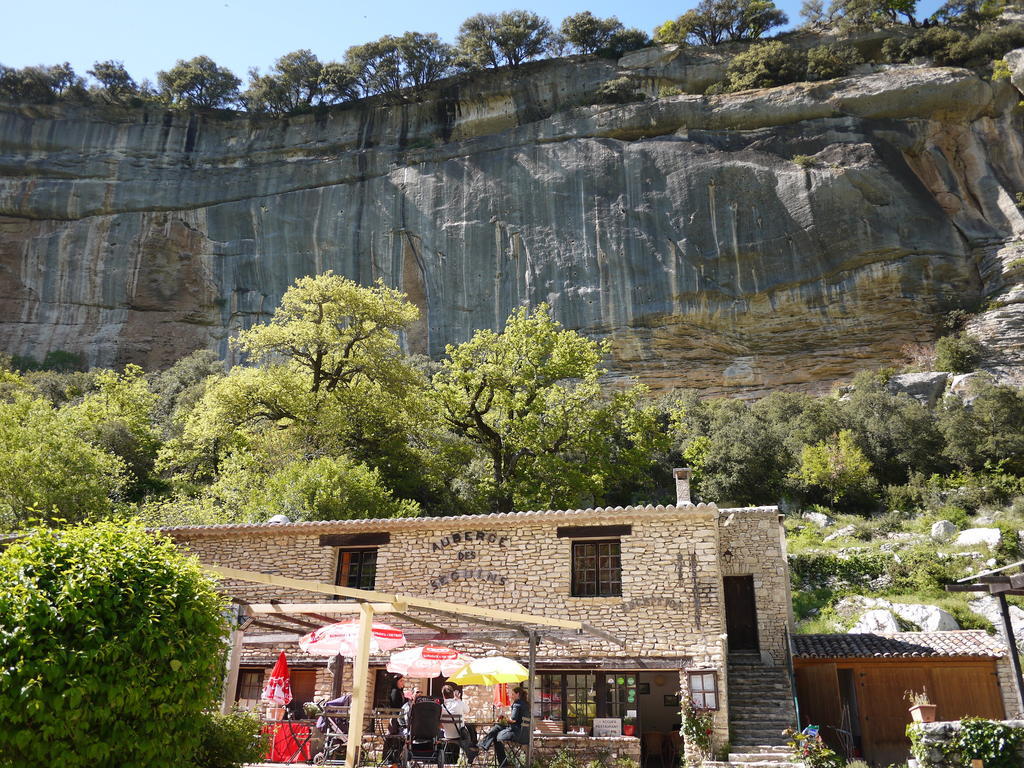 Auberge Des Seguins Buoux 외부 사진