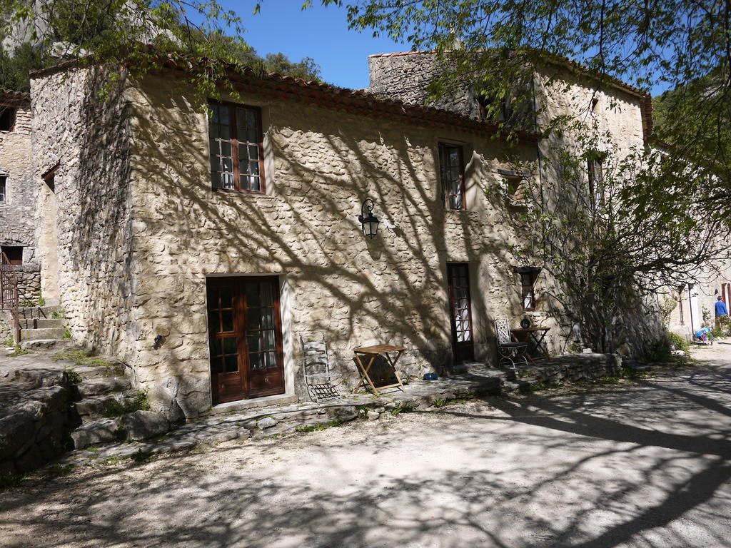 Auberge Des Seguins Buoux 외부 사진